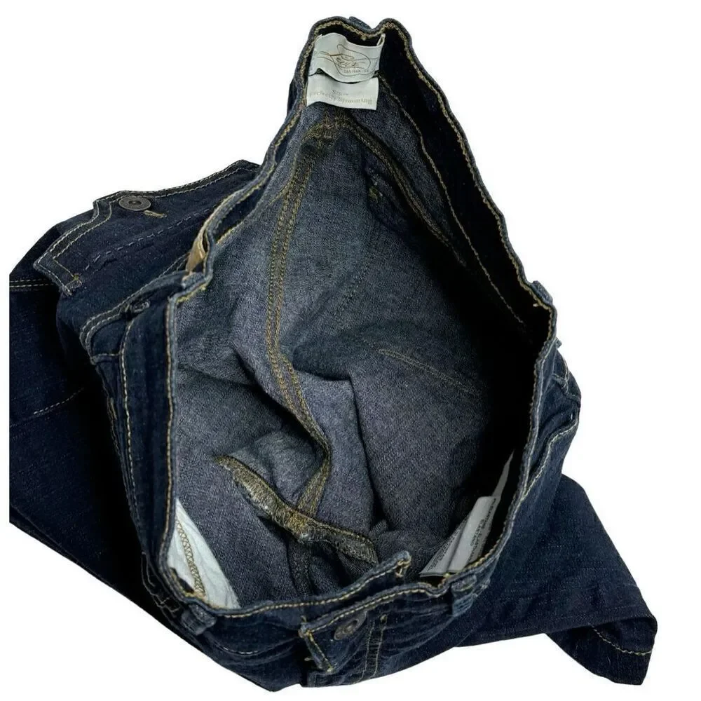 Levi’s dark wash 512 perfectly slimming Bermuda jean shorts size 10 - Picture 7 of 13